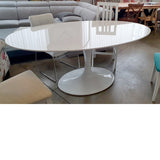 Mesa Tul ovalada high quality lacada 180 x 108 cm.