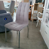 Silla capitoné respaldo alto tejido gris claro/oscuro