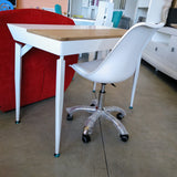 Silla de oficina blanca