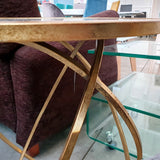 Mesa auxiliar dorada con espejo 44 cm.