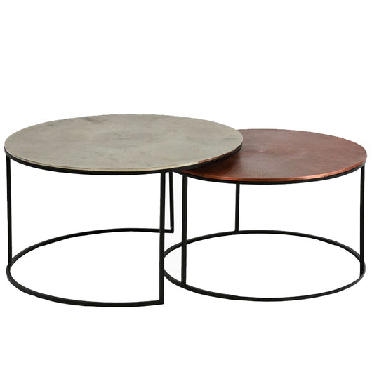 2 mesas de centro encajables de niquel y cobre 75 y 65 cm.