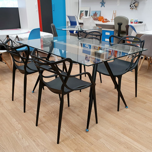 Mesa cristal madera y metal negro 140 x 90 cm.