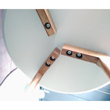 Mesita doble altura roble y blanco EXPOSICIÓN