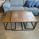 3 mesas de centro encajables de latón anticuario