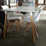 Silla con cojín y madera maciza blanca / gris / negra