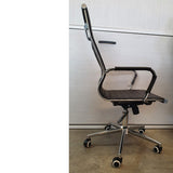 Silla de oficina negra respaldo alto negro