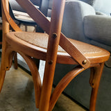 Sillón Thonet roble barnizado colonial con brazos