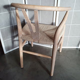 Silla Wishbone fresno decapado