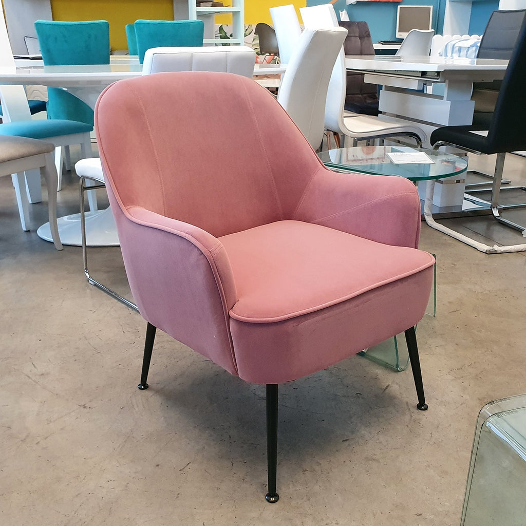 Sillón o butaca estilo nórdico terciopelo rosa – DERBE MUEBLES