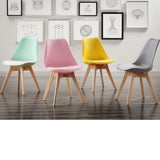 4 sillas con cojín y madera maciza amarilla