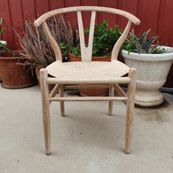 Silla Wishbone fresno decapado