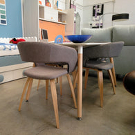 Sillón super diseño gris respaldo abierto